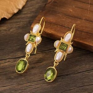 Anthro Asymmetric Green Crystal & Pearl Earrings – Gold Artistic Dangle Design